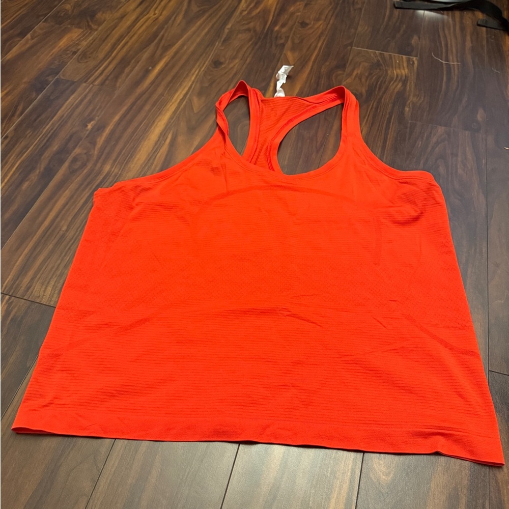 lululemon athletica swiftly